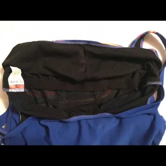 TYR Tank Style Swimsuit - Picture 5 of 5